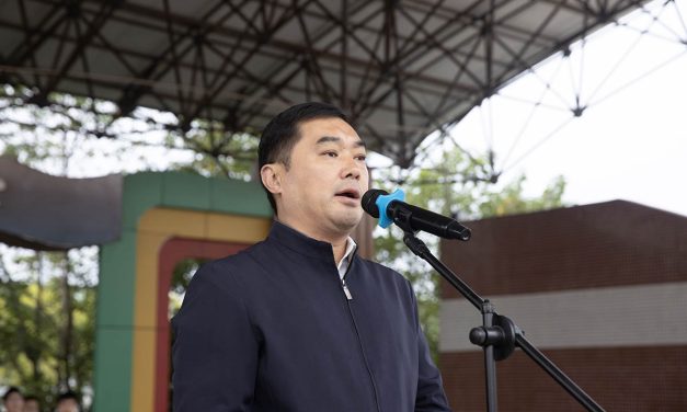 学在白中 科创助航 || 四川省南充市白塔中学首届科技创新活动周开幕