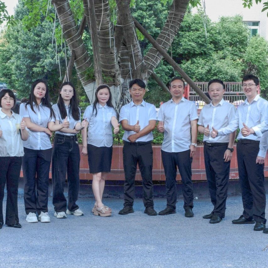 嘉陵江畔，白塔之下‖南充市白塔中学初 2026 级物理教研组风采