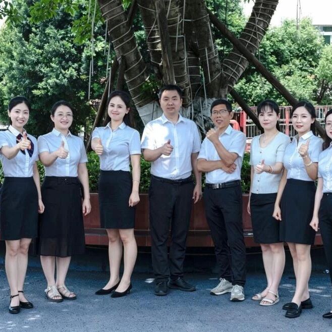 嘉陵江畔，白塔之下‖南充市白塔中学初 2026 级数学教研组风采