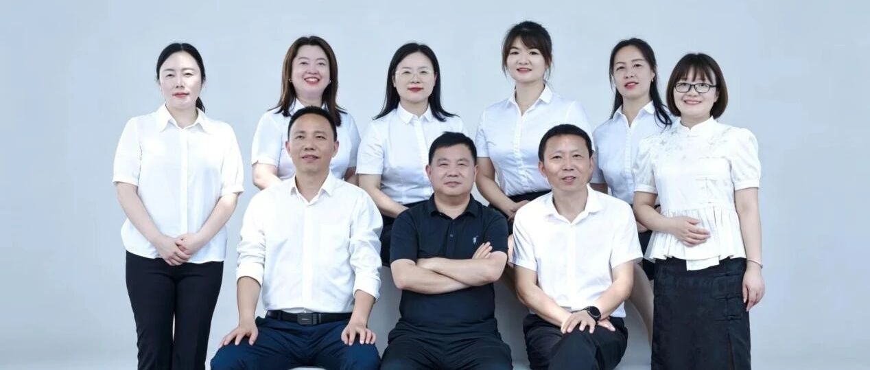 嘉陵江畔，白塔之下‖南充市白塔中学初 2026 级语文教研组风采